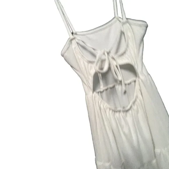 Nasty Gal Size  US 6 White Maxi Dress Tie and Cutout in Back Tiered Summer Layer - Picture 6 of 6